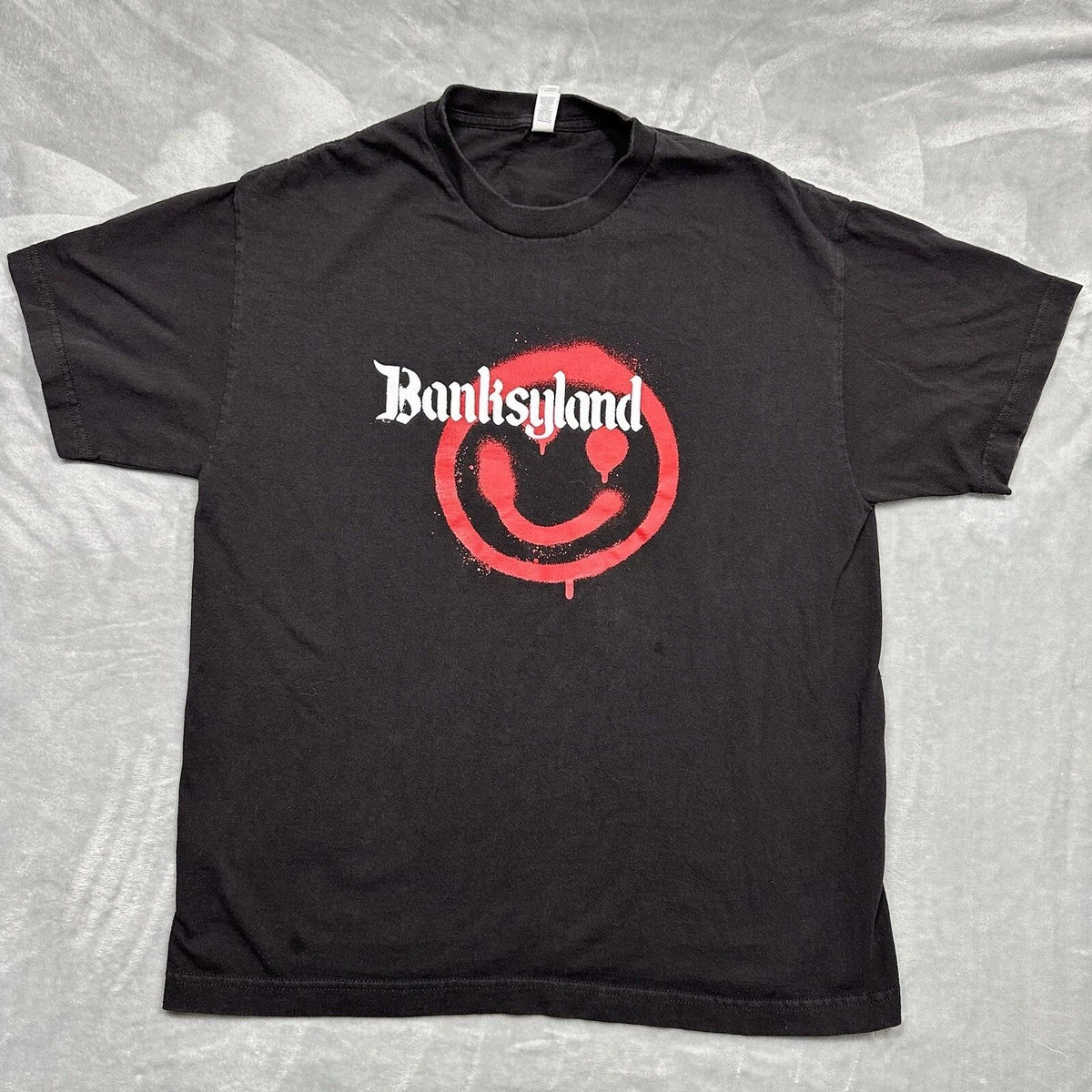 Banksyland Shirt Mens Large Black Red Graphic Graffiti Artist Banksy Street