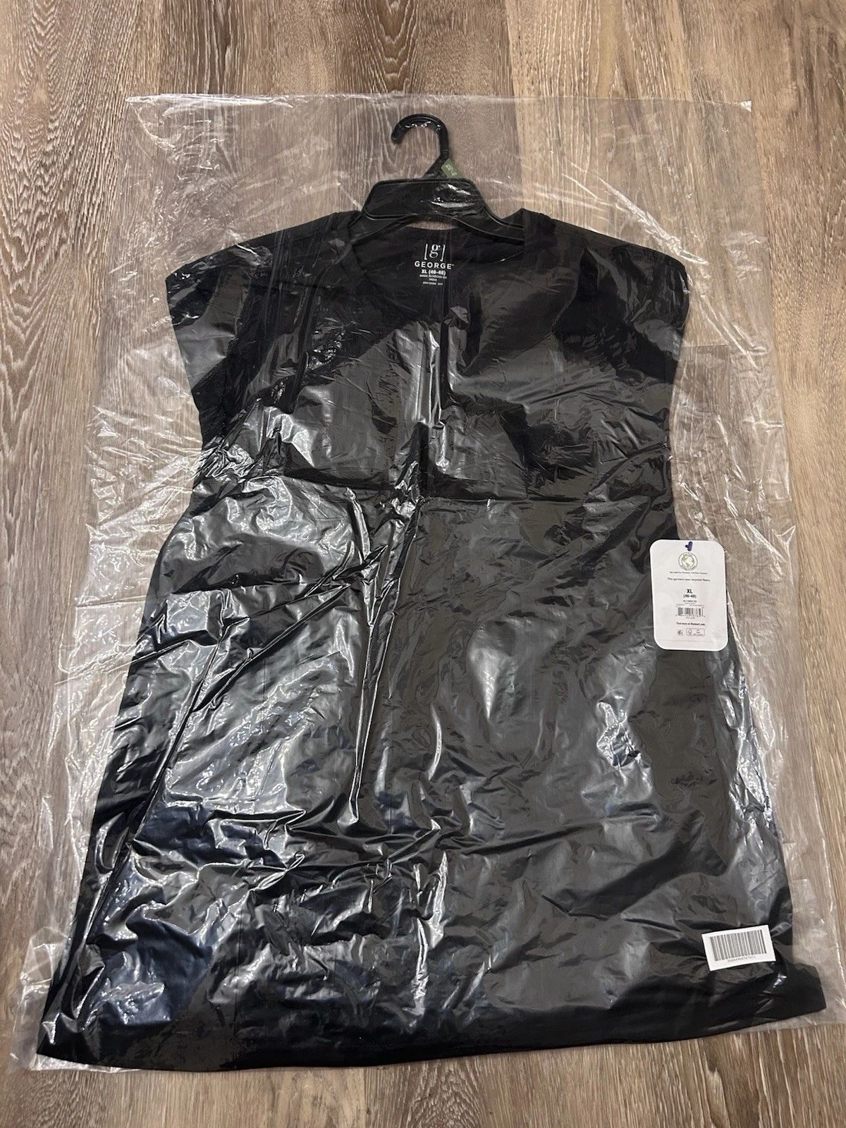 Mens Black V-Neck Short Sleeve Shirt By George Size XL