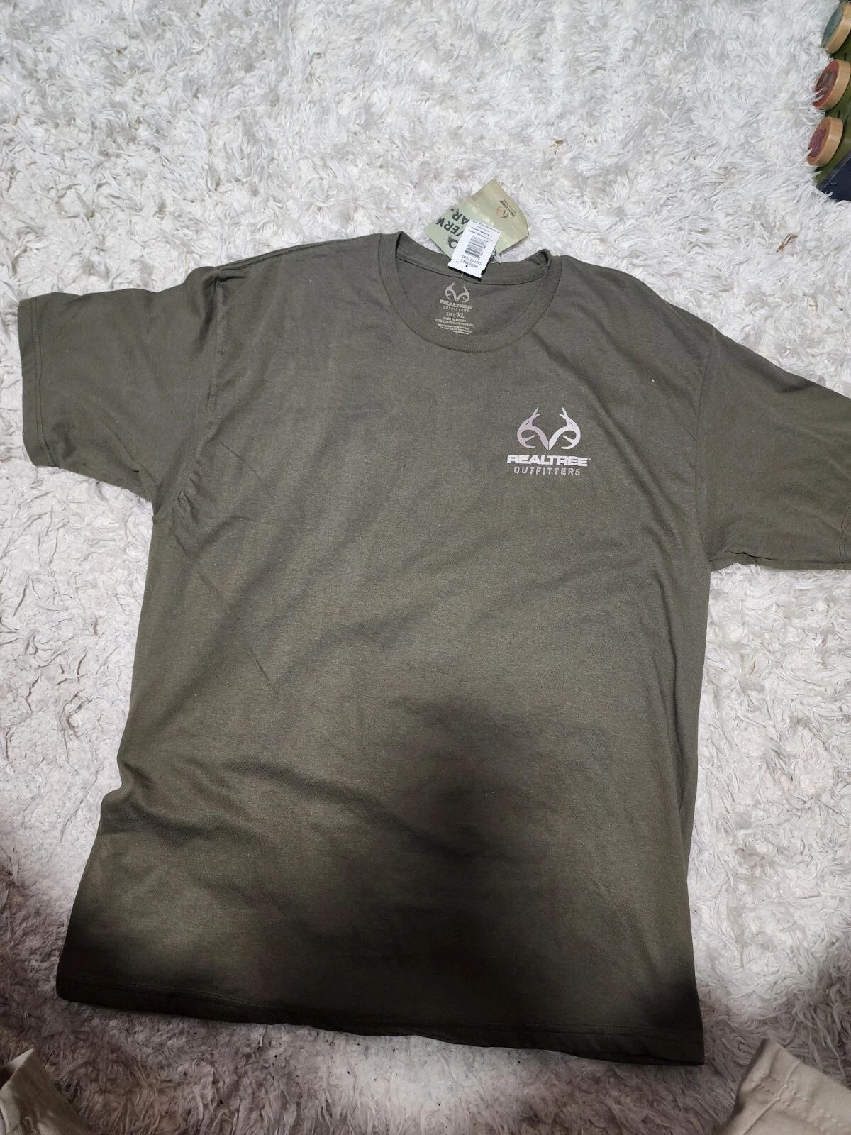 Realtree Outfitters Men's Short Sleeve XL t-shirt