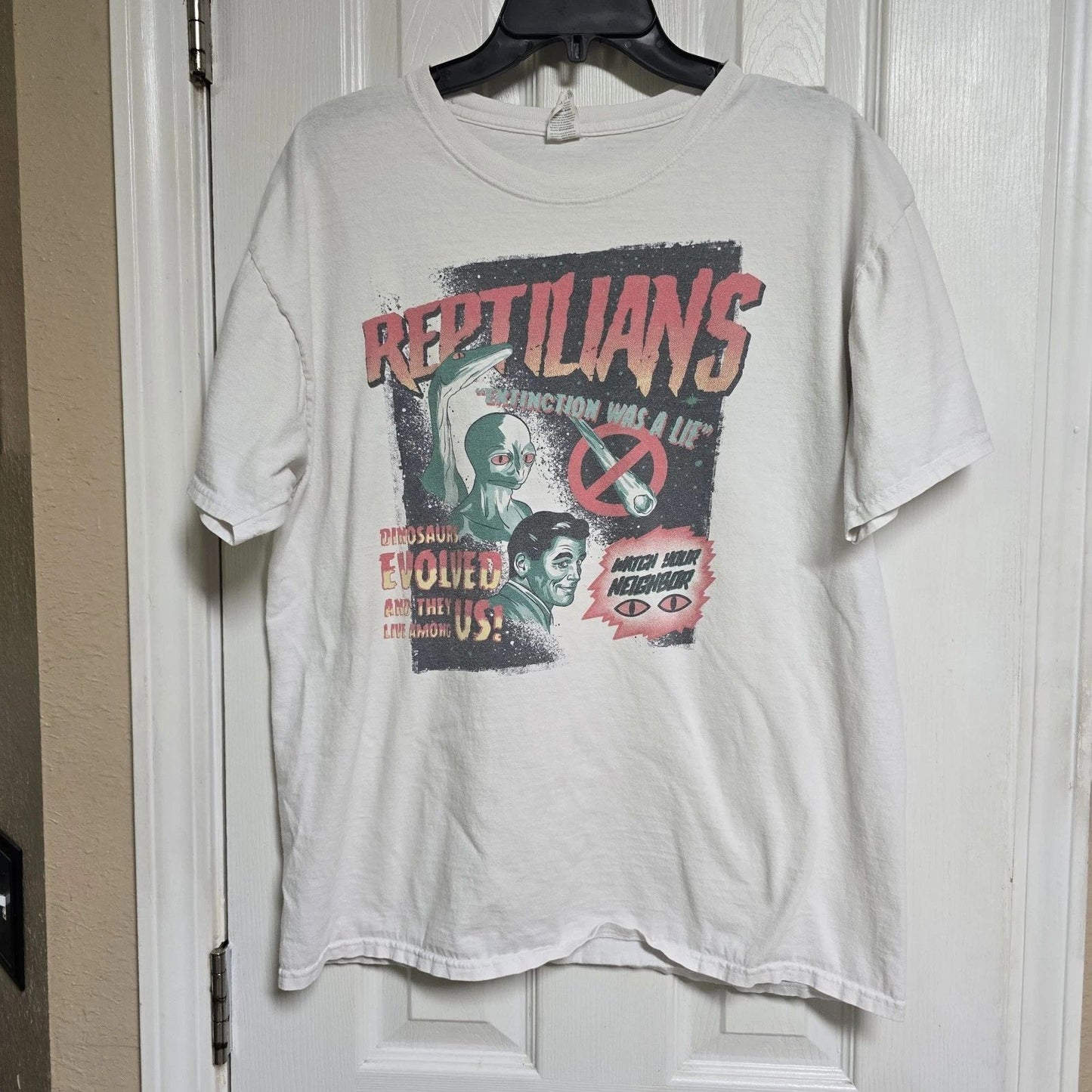 Reptilians Were Dinosaurs T-Shirt: Conspiracy Theory Sci-Fi Design Size 10