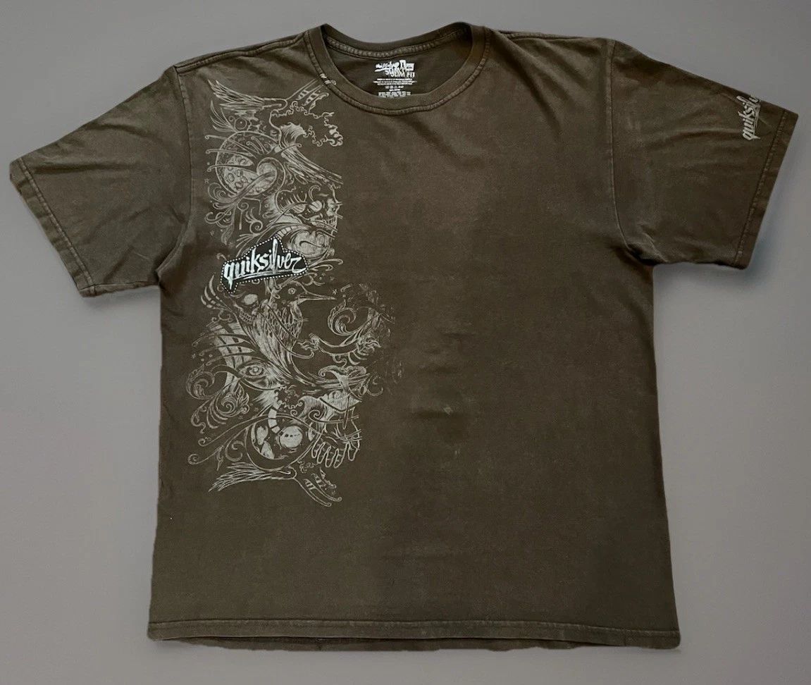 vintage Y2K Surf-wear quicksilver t shirt With Sick Skull Design. Brown, Size XL