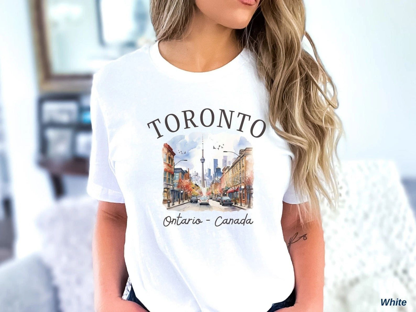 Toronto T-Shirt Travel Gift for Ontario Canada Trip Lovers Souvenir Tee