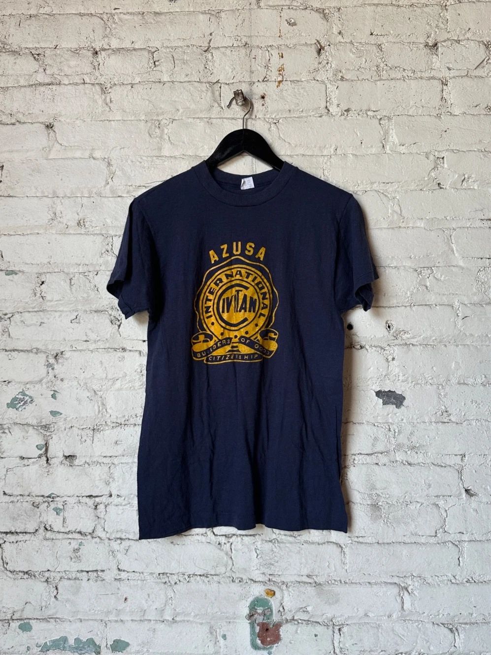 VINTAGE AZUSA NAVY BLUE TSHIRT SIZE L
