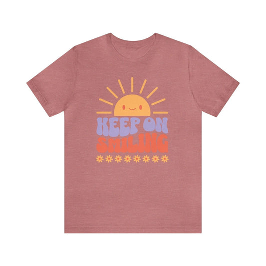 Smiling Tshirt, Keep on Smiling, Retro Tshirt, Trendy Tshirt, Womens Shirt,