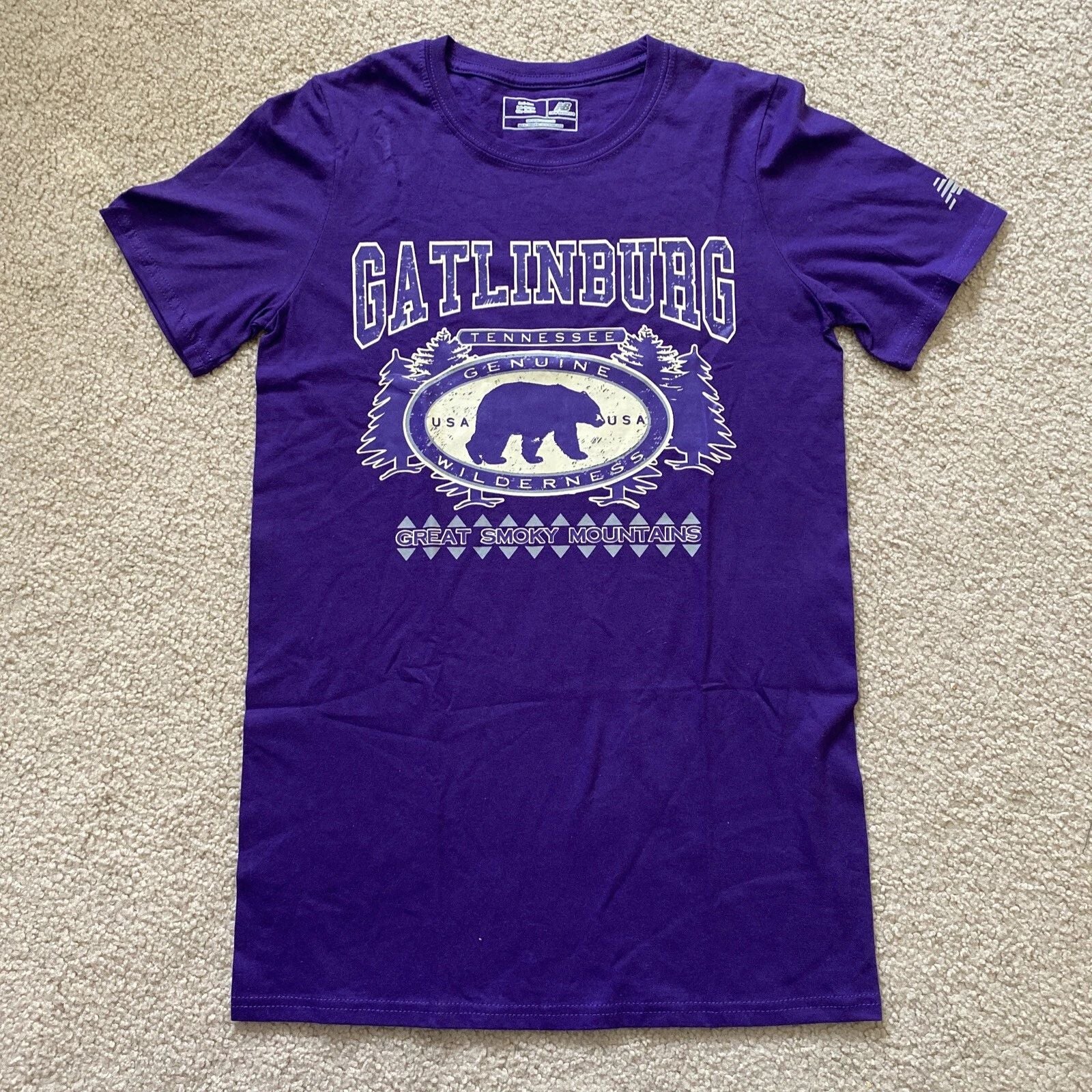 New Unused! GATLINBURG GREAT SMOKY MOUNTAINS Purple Shirt SMALL by NEW BALANCE