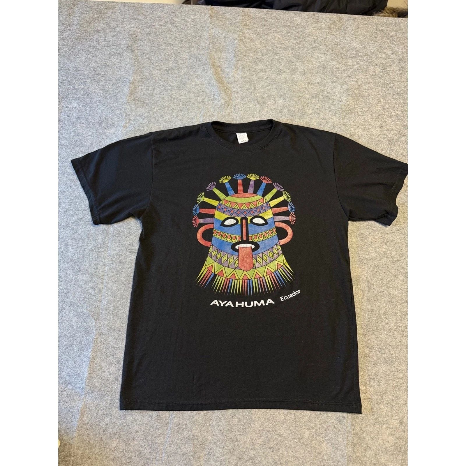Aya Huma Ecuador T-Shirt Native Crafts Black Colorful Mask Graphic Mens L