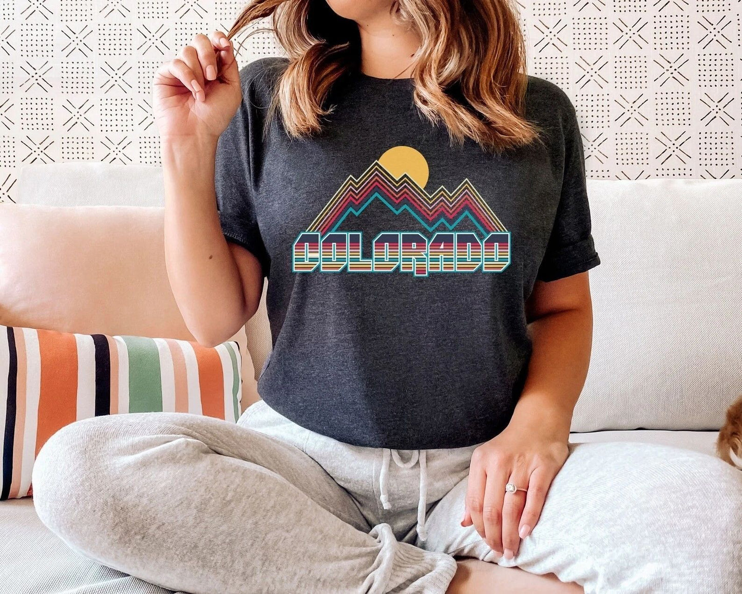 Colorado Minimal Skyline Design Shirt Travel Gift Colorado Trip Souvenir Tee