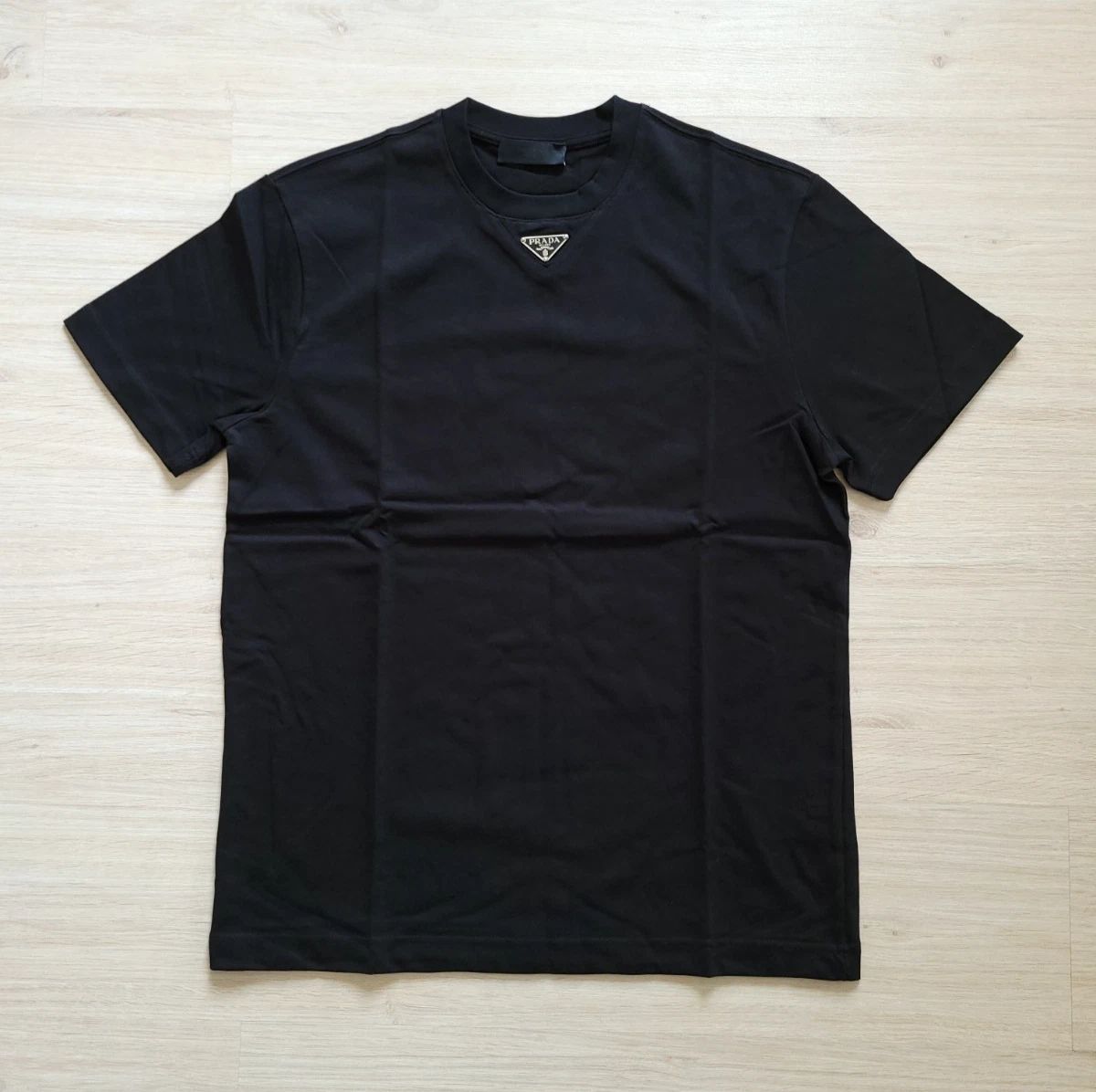 Prada Authentic Triangle Metal Logo Men's Black T-Shirt Sz M