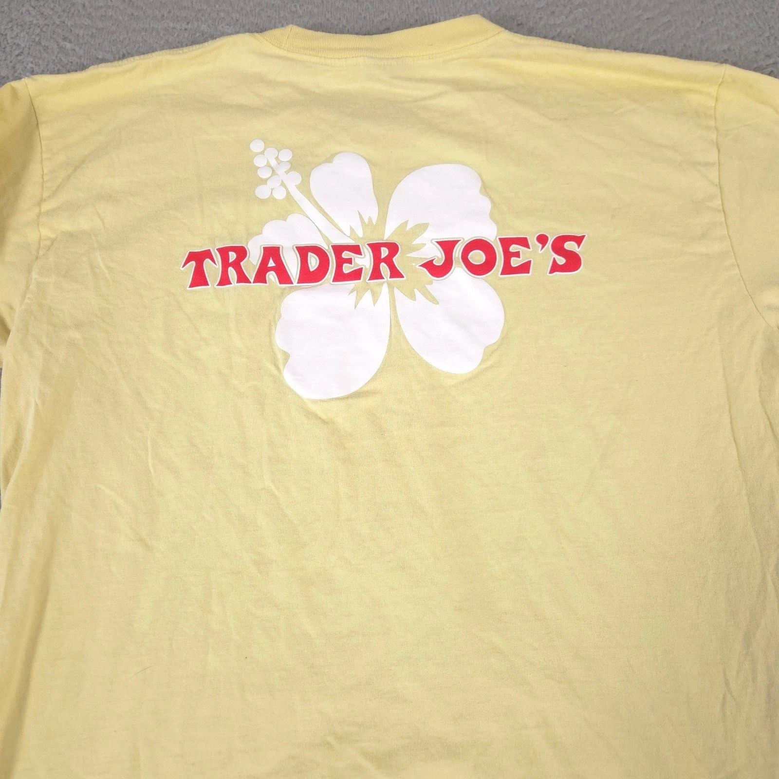 Trader Joes Shirt Mens XL Yellow Hibiscus Flower Long Sleeve Cotton Graphic Tee