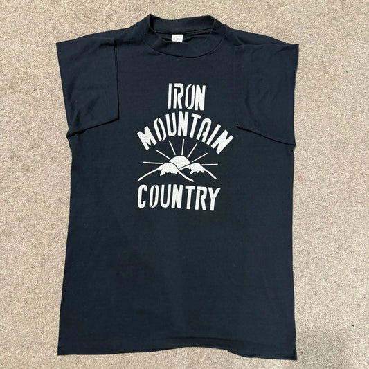 Vintage 80s Iron Mountain Country Nature Simple T Shirt Large Black Faded