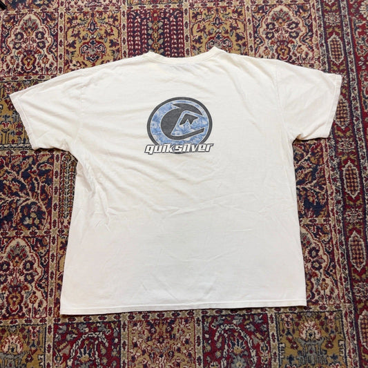 VTG 90s 00s Quiksilver Logo Graphic T Shirt White XL Surf Skate Beach Wear RARE