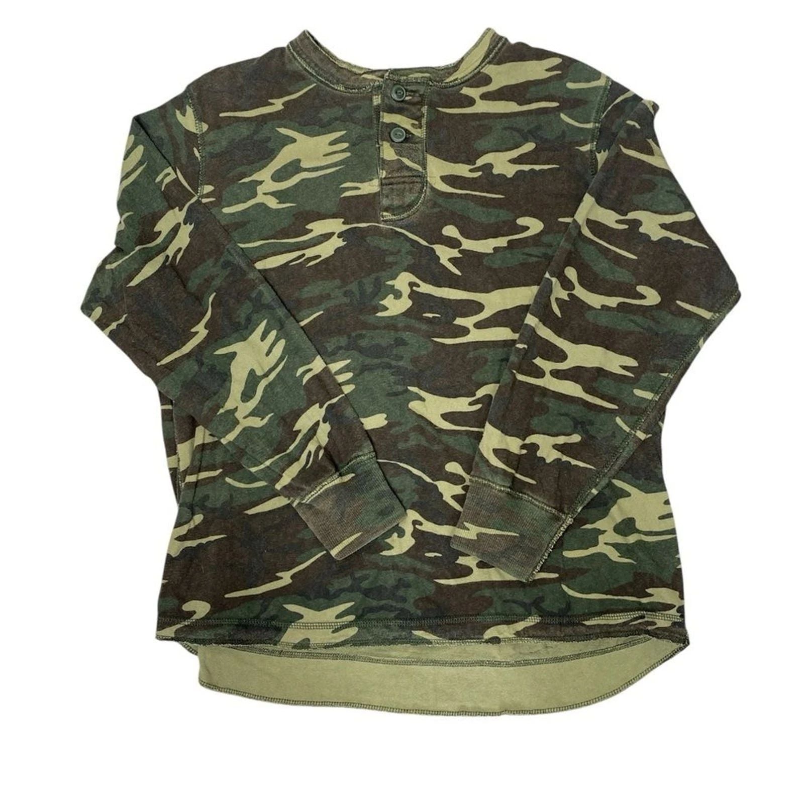 No Boundaries Vintage Fit Organic Camo Henley XL Long Sleeve Top