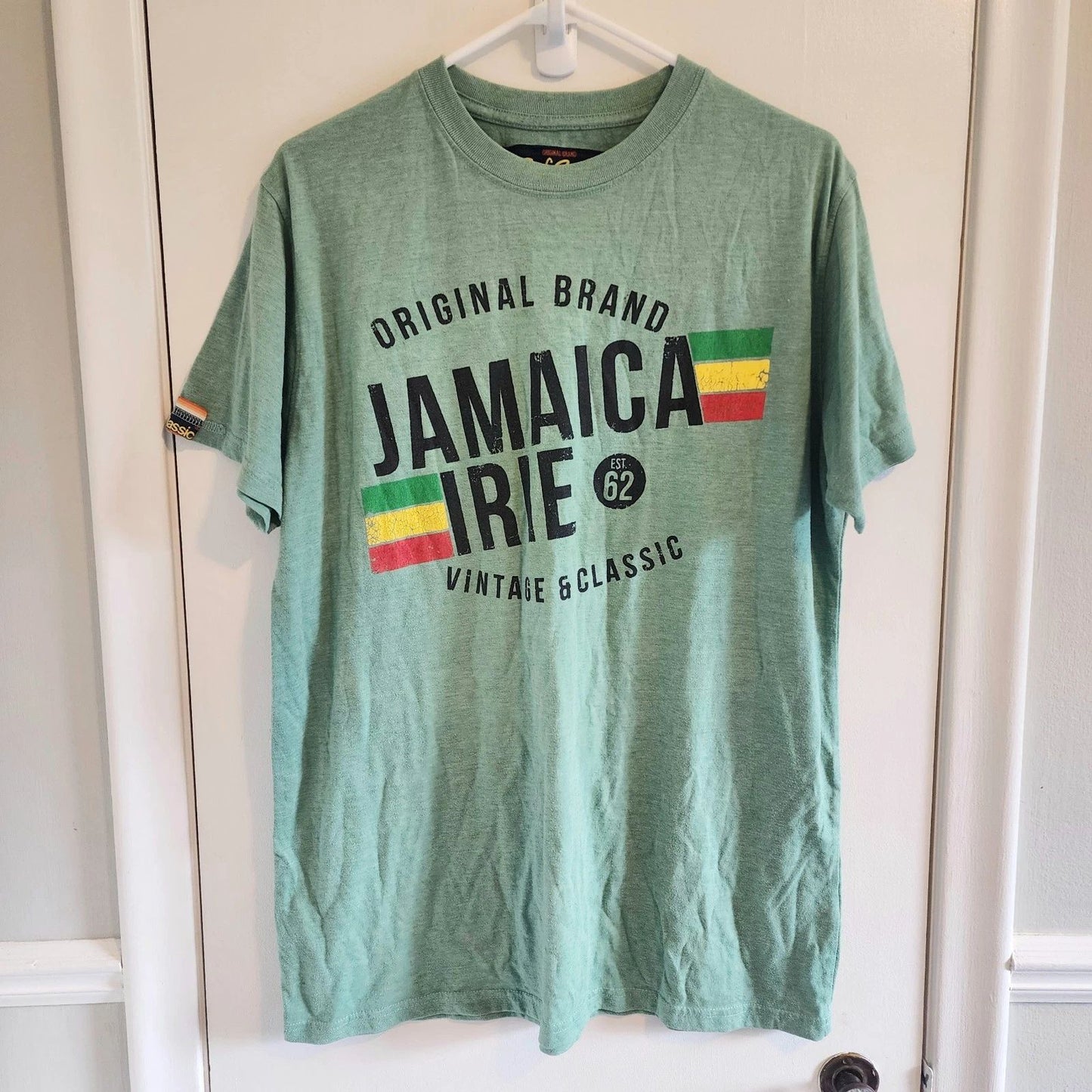 Surf Classics Size Large Men’s Green Short Sleeve Shirt Jamaica Irie