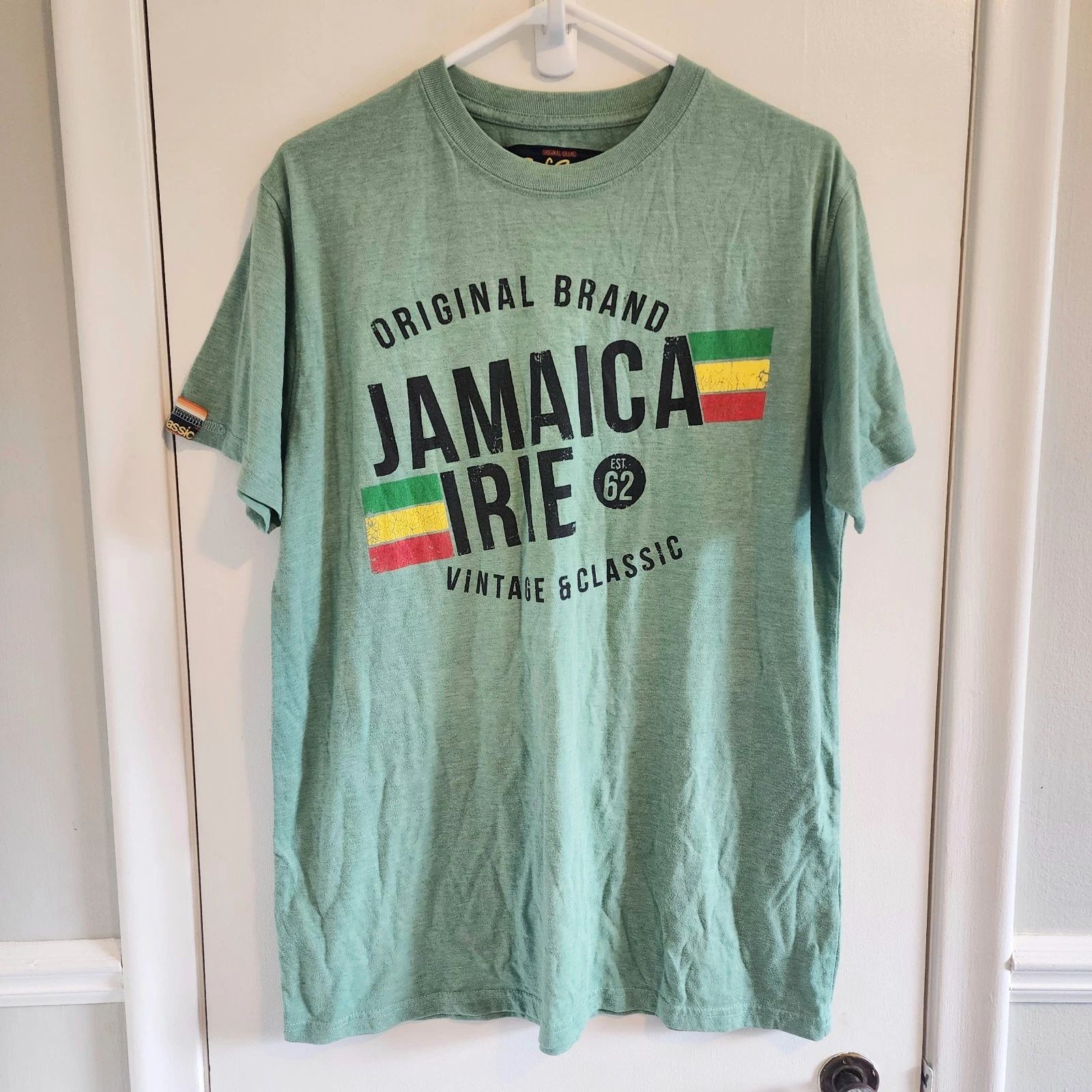 Surf Classics Size Large Men’s Green Short Sleeve Shirt Jamaica Irie