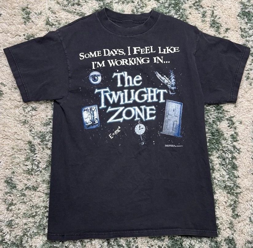 New Shirt /The Twilight Zone Retro TV Show-Unisex Shirt for Fan