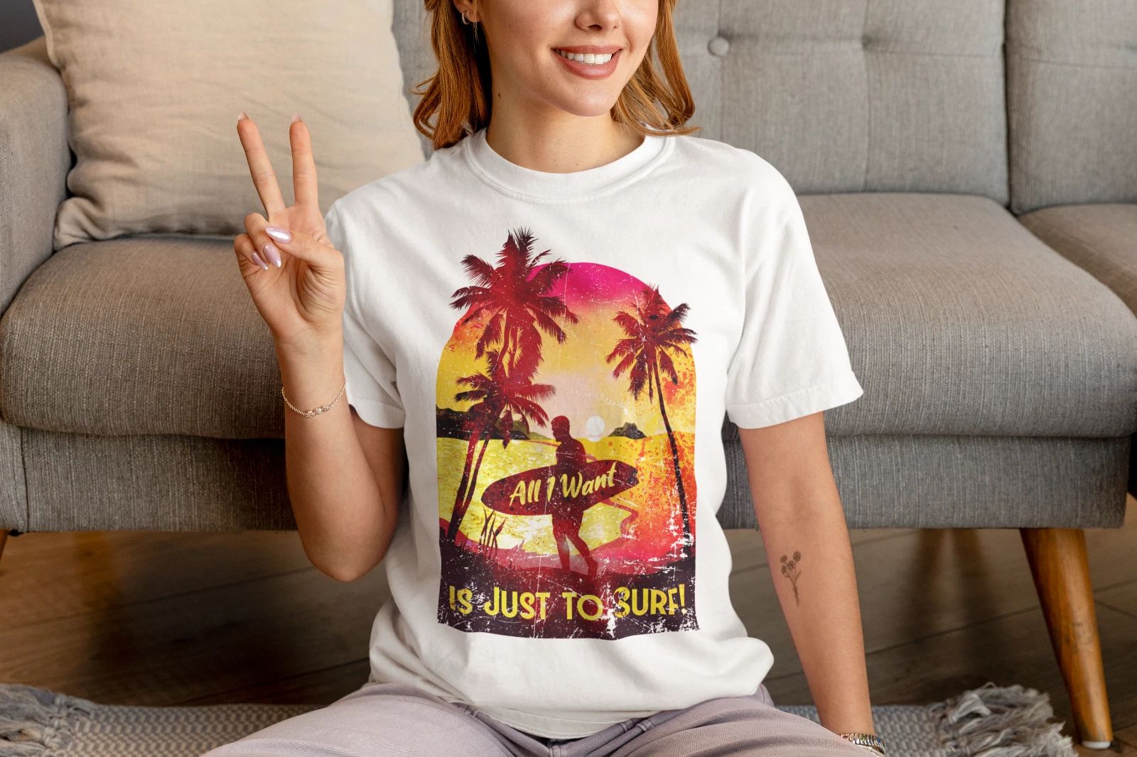 Summer Vibes Endless Adventure I Want To Surf Holiday Official Men's T-Shirt