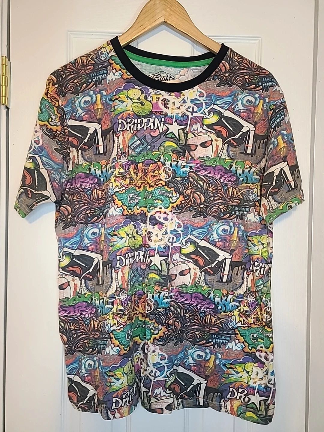 Eighty Eight All Over Graffiti Print Crew Neck T Shirt Size XL Drippin Graphics