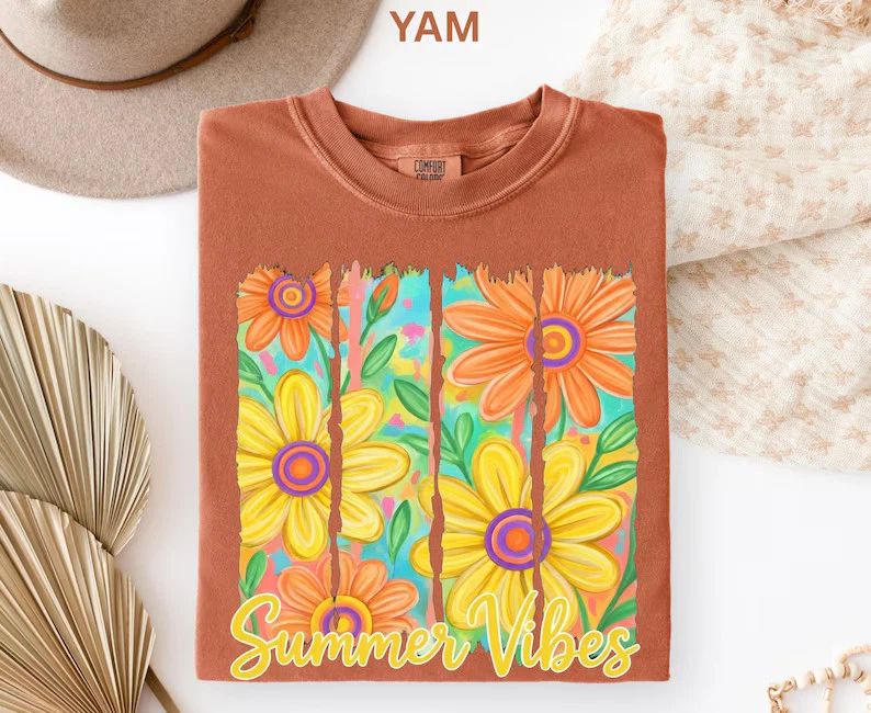 Summer Vibes Daisy Comfort Tee Shirt Aesthetic Flower Graphic Gift