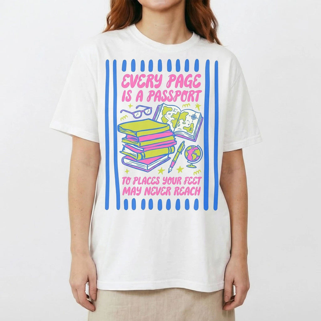 Book Stack Globe Travel Vintage Graphic T-Shirt Reading Wanderlust Gift Tee