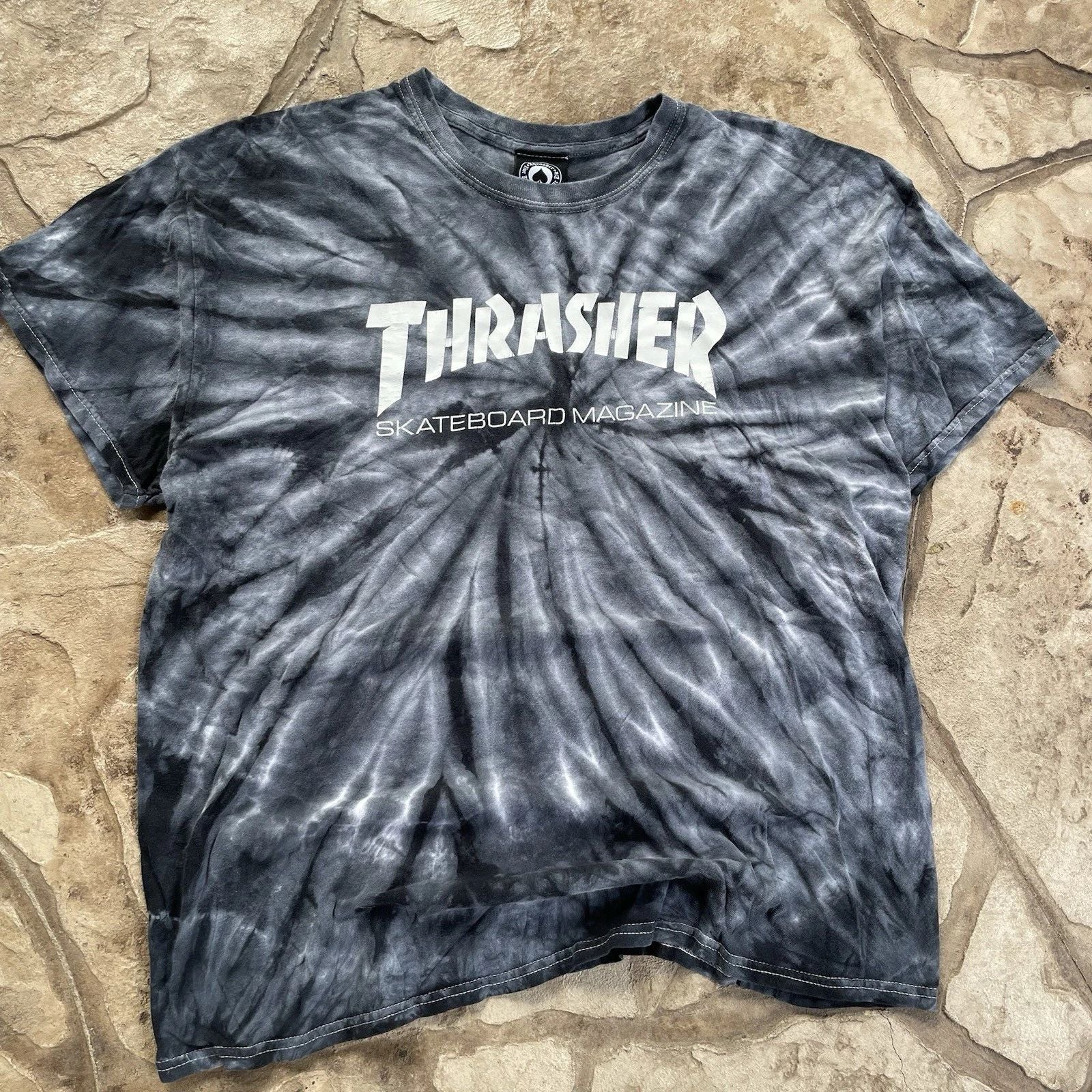 Thrasher Tie Dye Graphic Tee XL Men’s Skater  Black Gray Y2K 2000s Skateboard