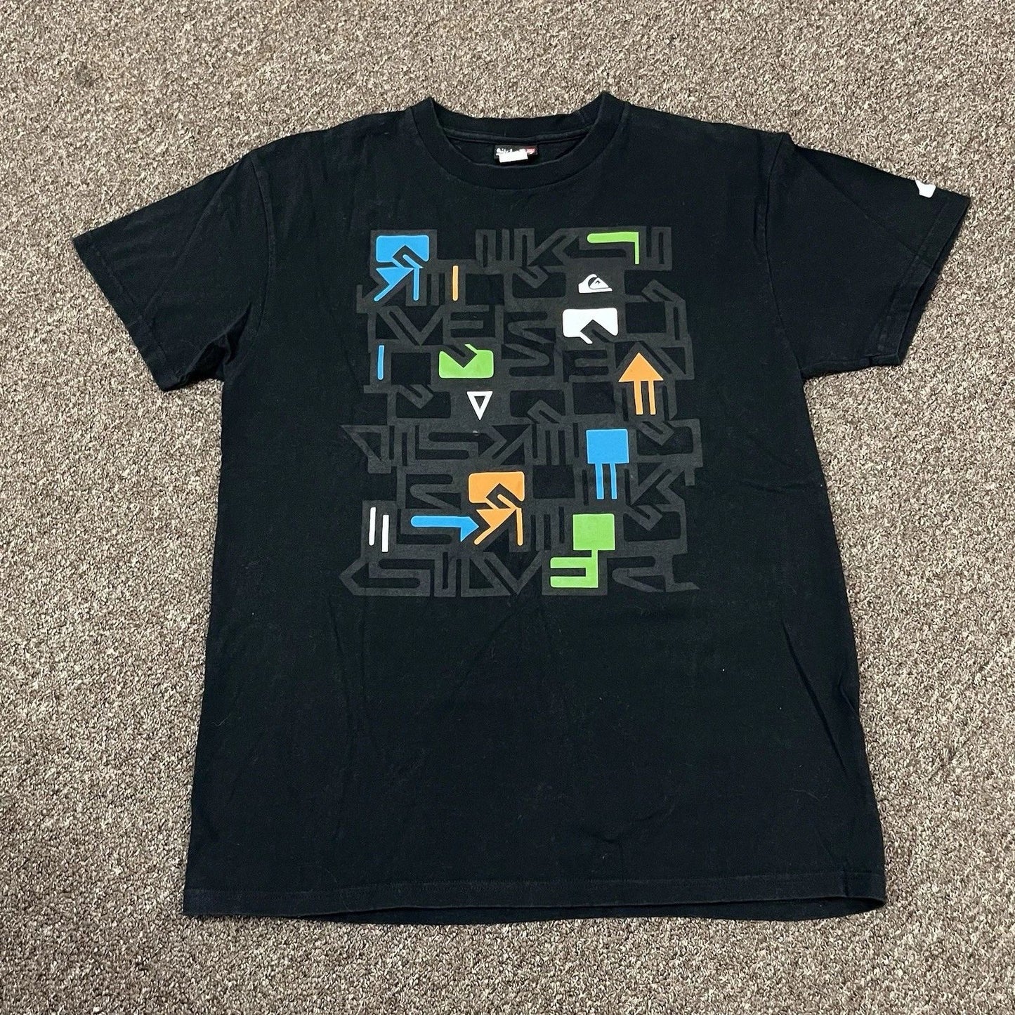 Quiksilver T-Shirt Men’s Medium Black Skate Surf Graphic Y2K Colorful