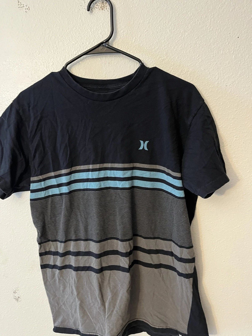Hurley T-Shirt Men's Short Sleeve Logo Tee Fit Crew Neck White Medium Graphic