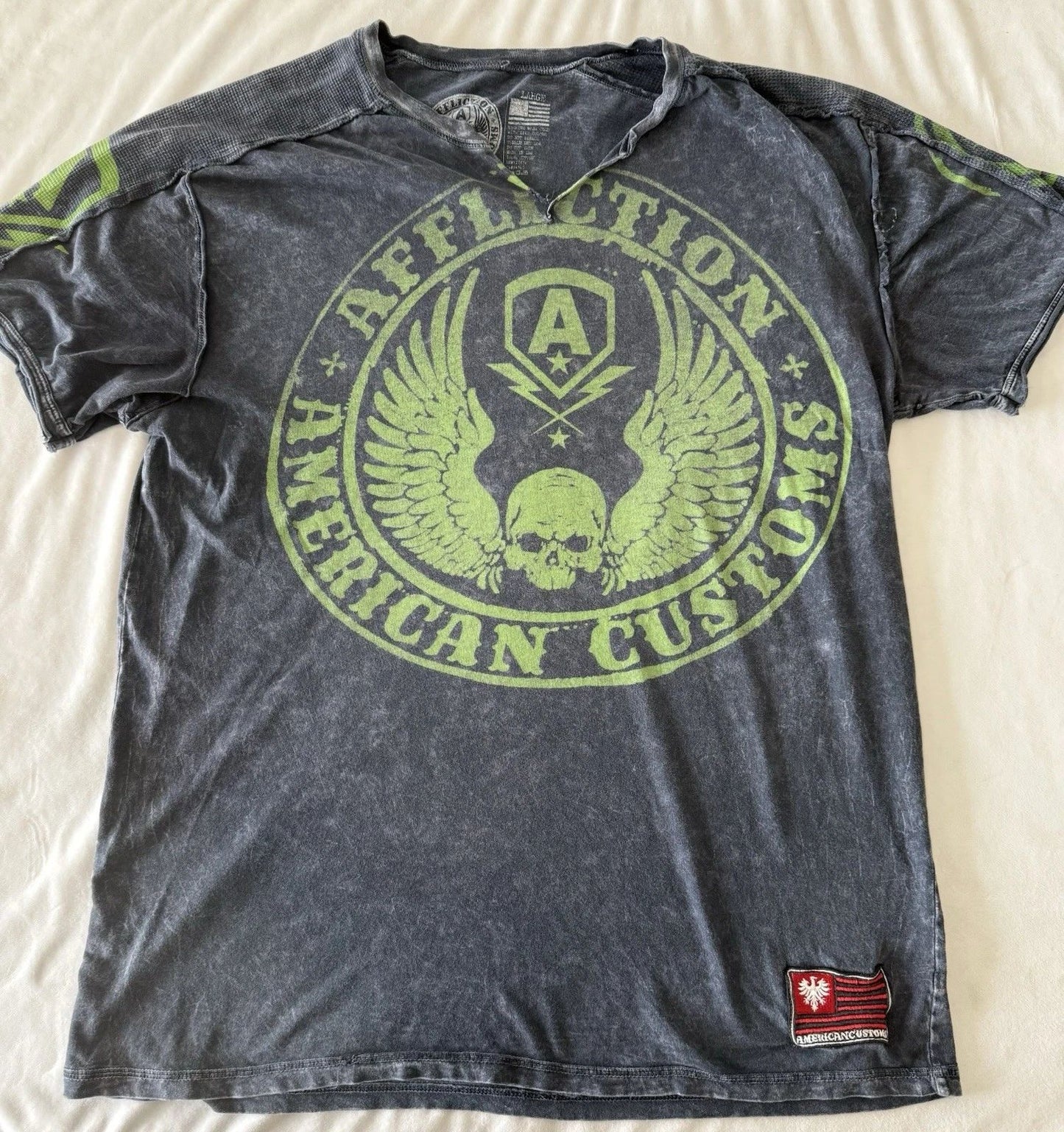 Vintage Y2KAffliction Shirt Mens Lg American Customs Skull Wings Slit Neck (526)