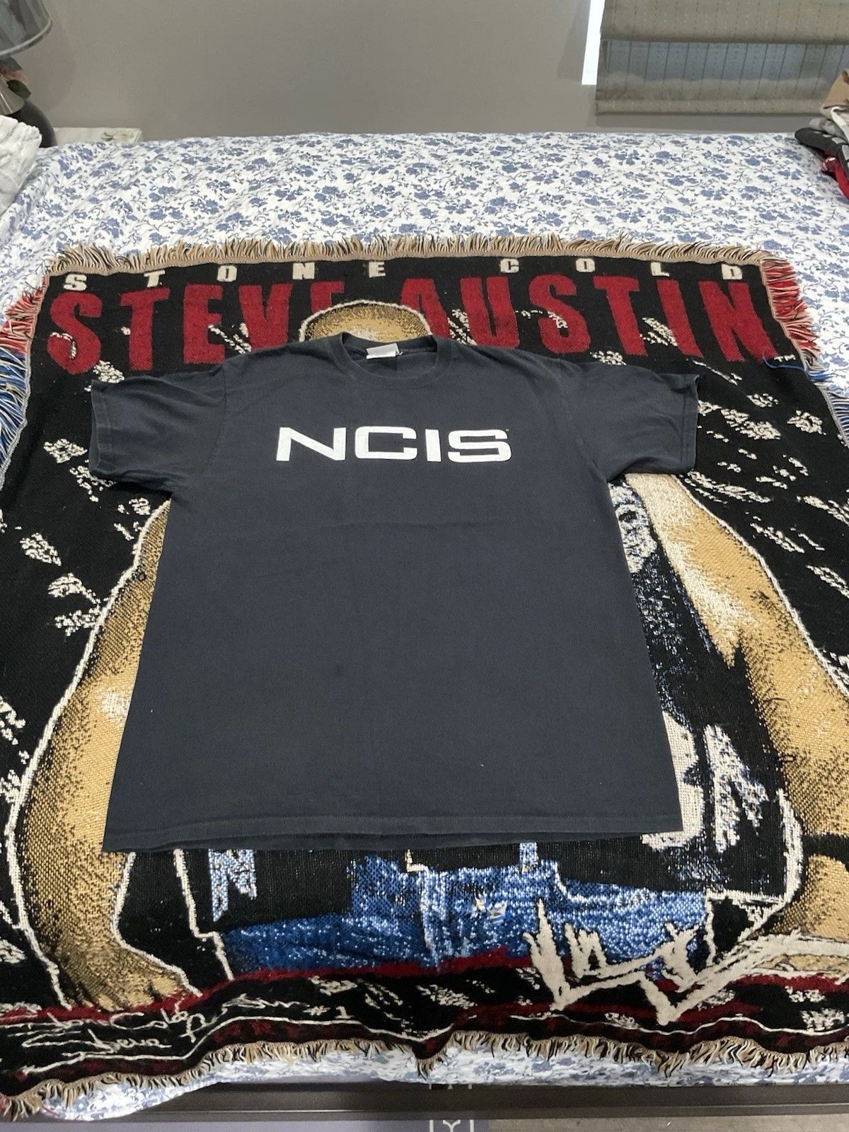 NCIS TV Show Promo Men’s Size Large TV Series 2014 Anvil Black Crime