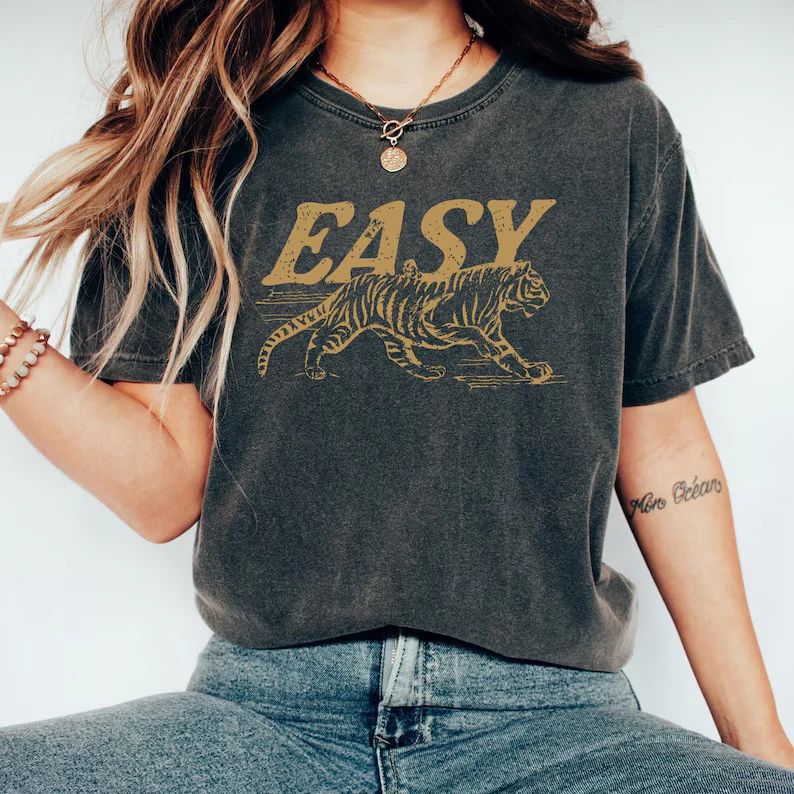 Easy Tiger Comfort Tee Retro Boho Trendy Shirt Relax