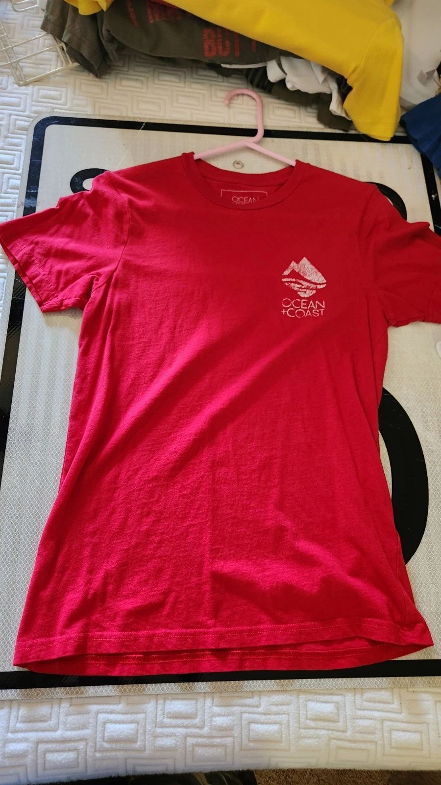 Ocean + Coast Red Graphic Print Crew Neck Short Sleeve T-Shirt Size S