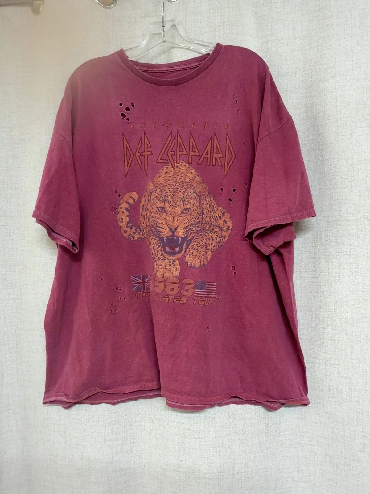 STUDIO TWO SLEEVES Maroon Def Leppard Pyromania Tour Graphic Shirt sz 2XL Rock