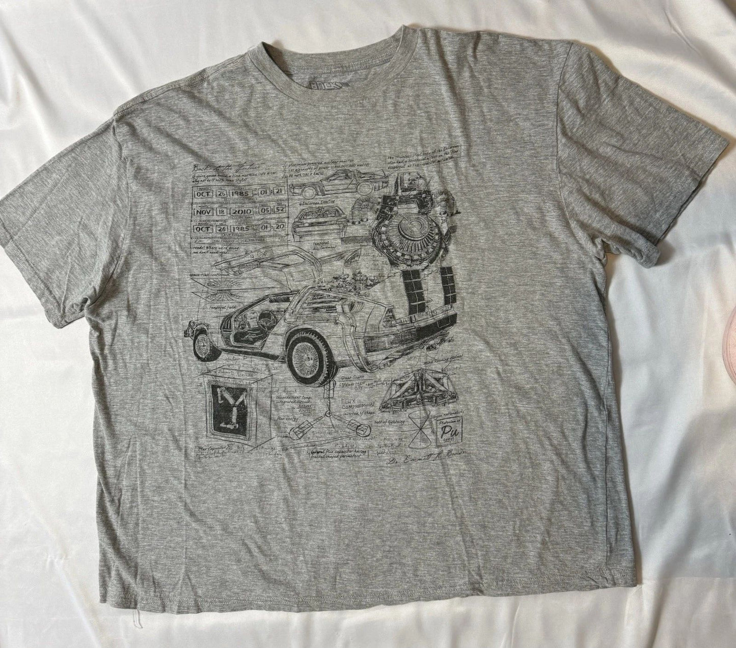 BACK TO THE FUTURE T-Shirt LOOTwear 2018 Exclusive LOOT CRATE Delorean 2XL