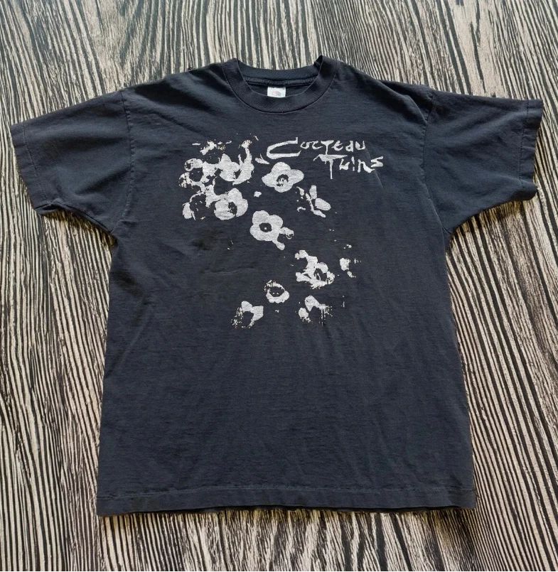Vintage Cocteau Twins Aesthetic Flower Inspired Unisex Black T-shirt Size