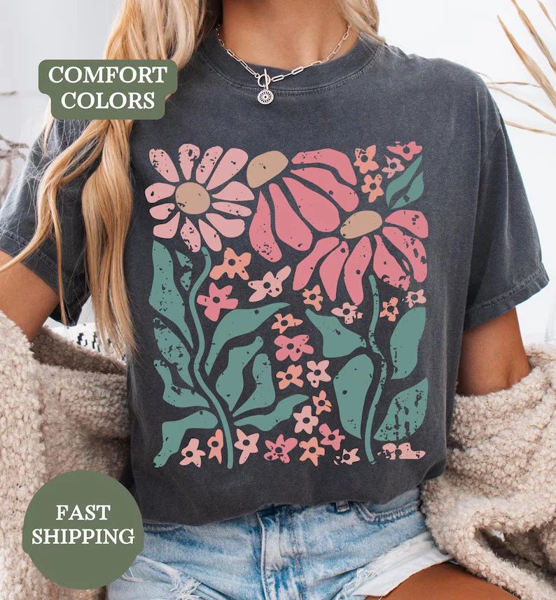 Boho Daisy Flower Comfort Tee Shirt Soft Floral Design Gift