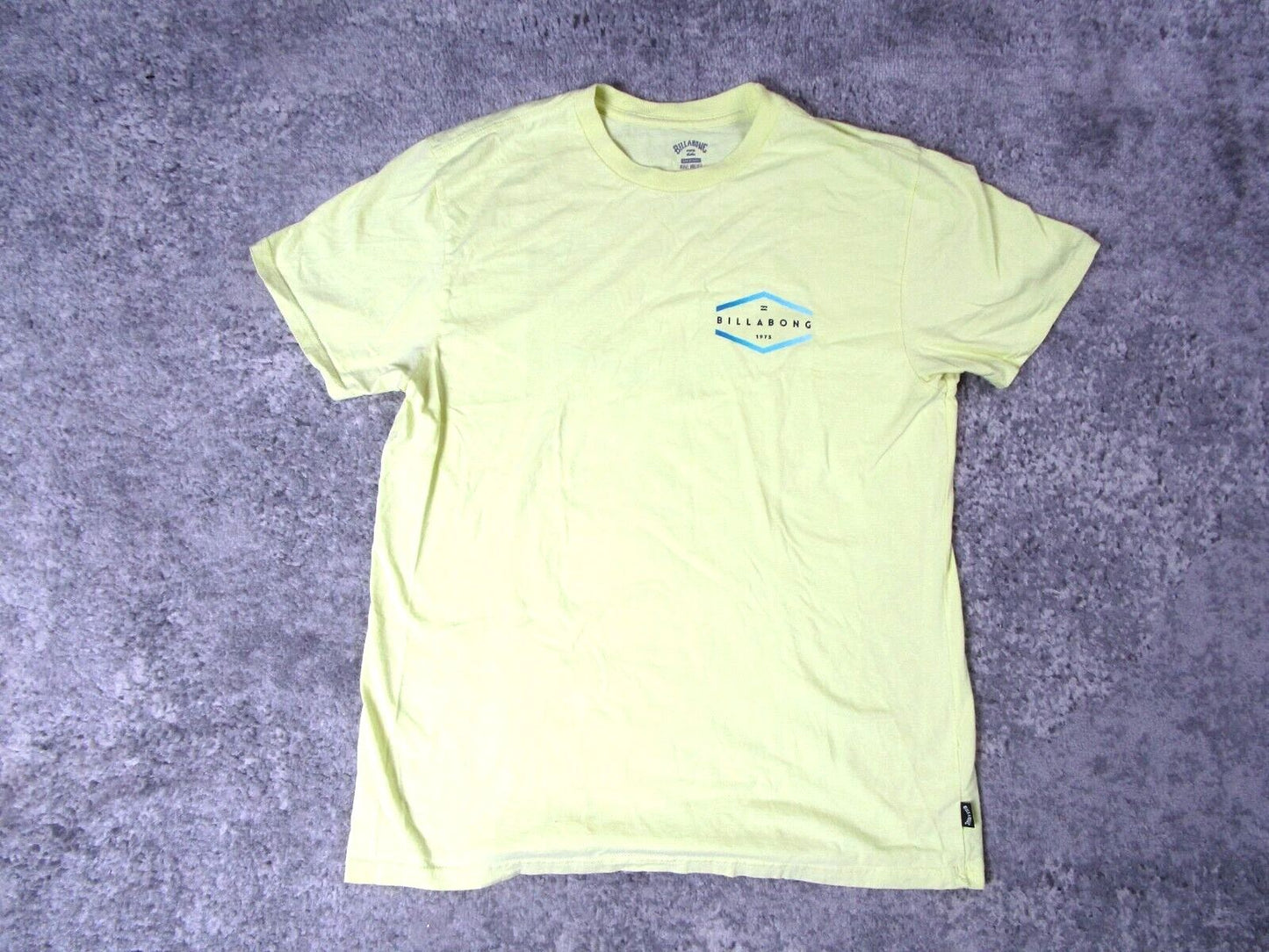 Billabong Graphic T-Shirt Mens Medium Yellow Logo Short Sleeve Surf Skate