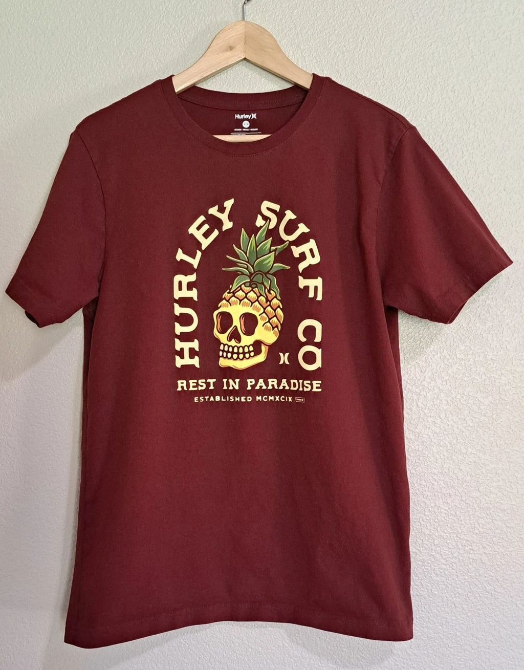 Hurley Surf Co. S/S T-Shirt Medium 100% Cotton "Rest in paradise"