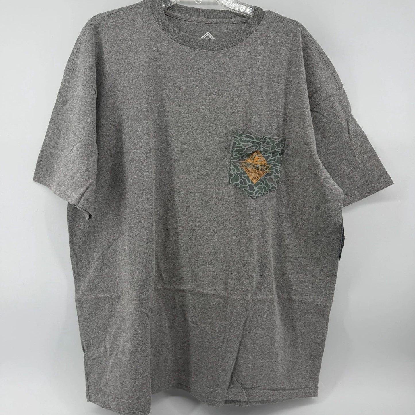 NWT Burlebo Gray T-Shirt Mens XL Duck Camo Pocket Short Sleeve Outdoor Hiking