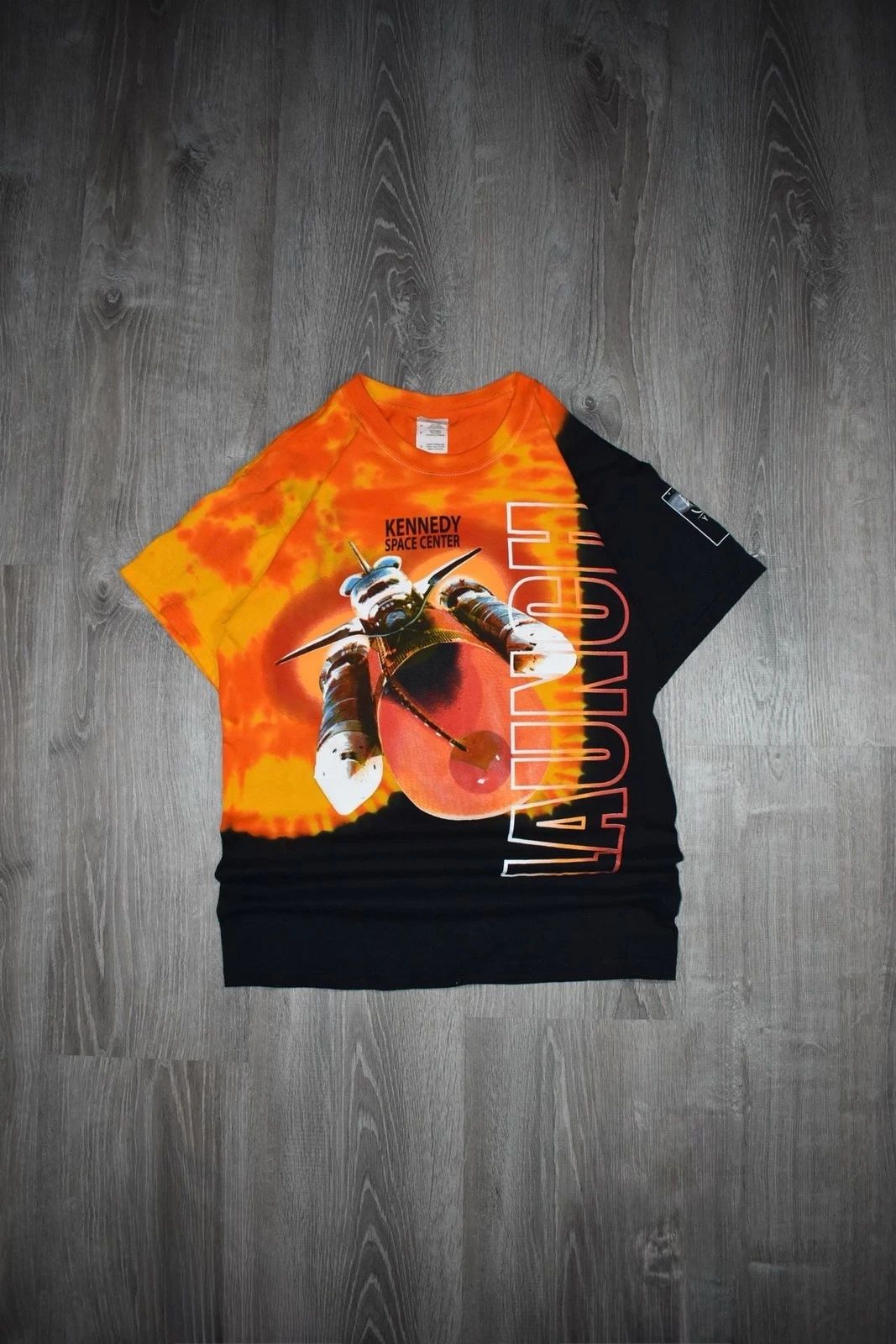 Gildan Kennedy Space Center Launch NASA 50 Years Tie Dye Shirt Size S