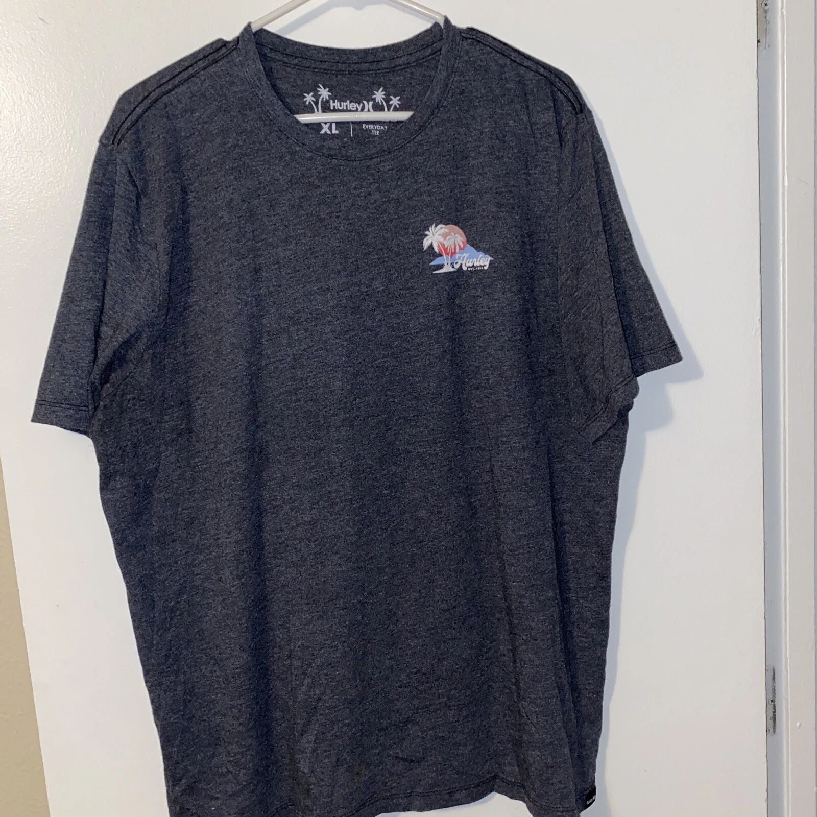 Hurley 1999 Logo Men’s T Shirt Size XL Beach Vibes