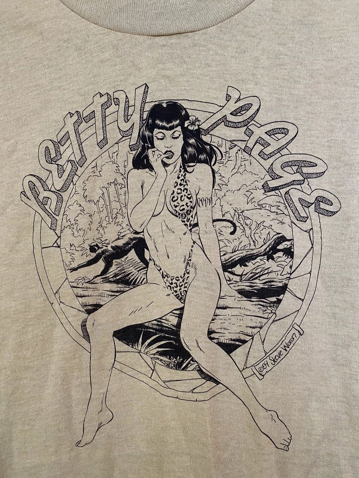 Steve Woron 1990 BETTY PAGE Tshirt-NEW You Are Buying Directly from the Artist