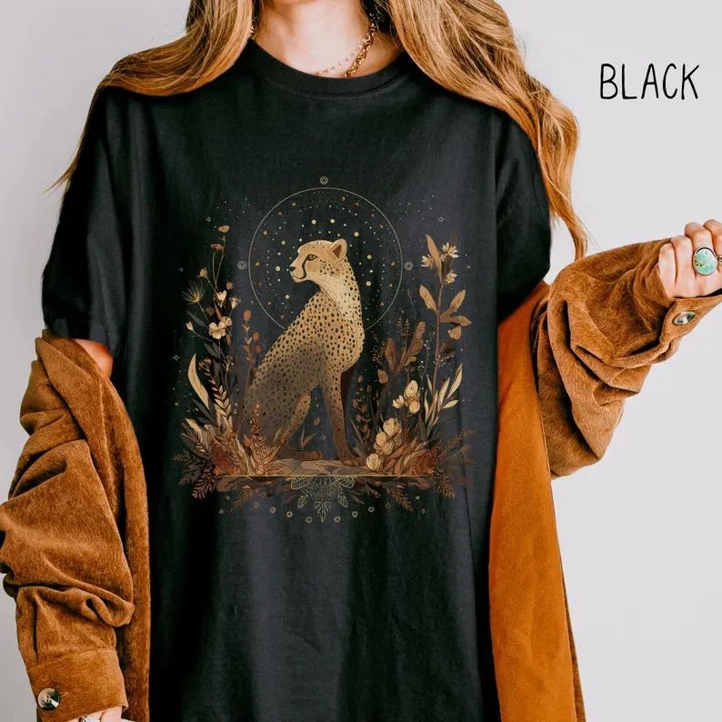 Boho Cheetah Retro Animal Graphic Style Comfort Tee