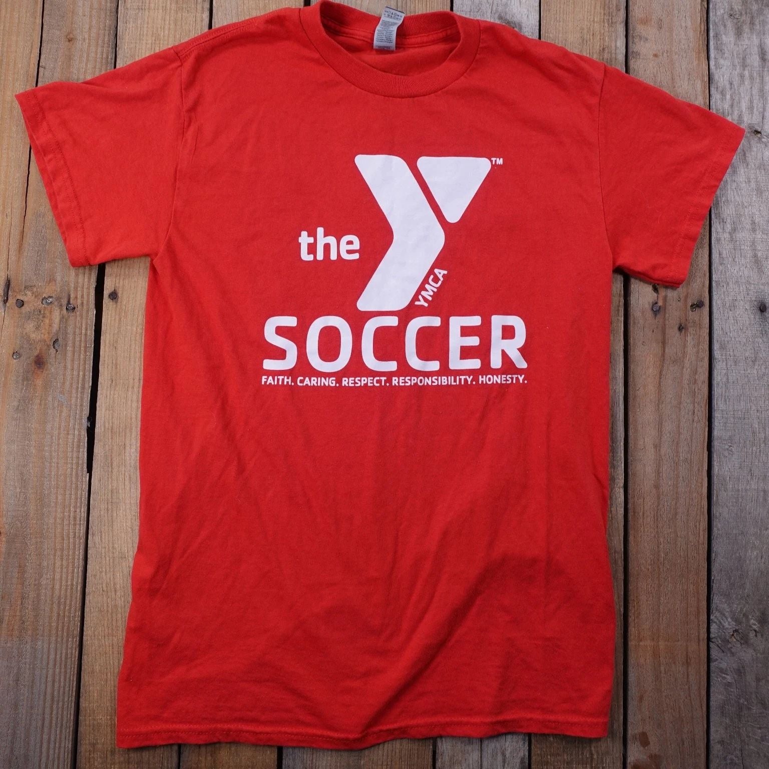 Gildan Men's Red Small Cotton Blend Crew Neck YMCA Soccer T-Shirt