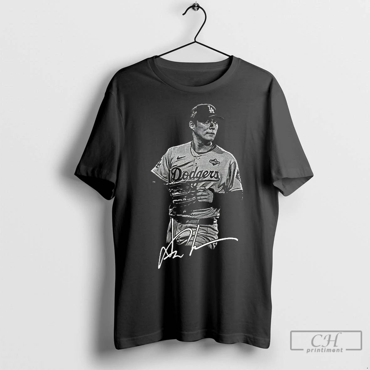Classic Yoshinobu Yamamoto Los Angeles Dodgers Mlb World Series Champions Signature
