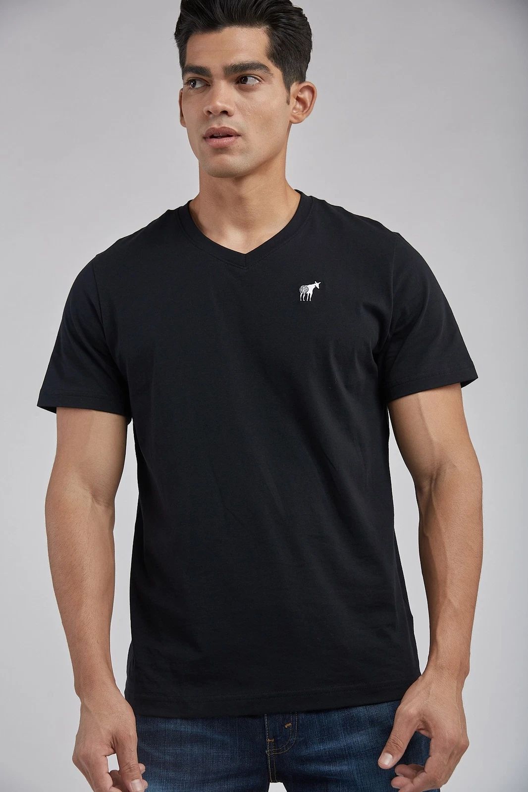 V-Neck T-shirts for Men in beautiful Pima Cotton. Soft and comfortable with Logo