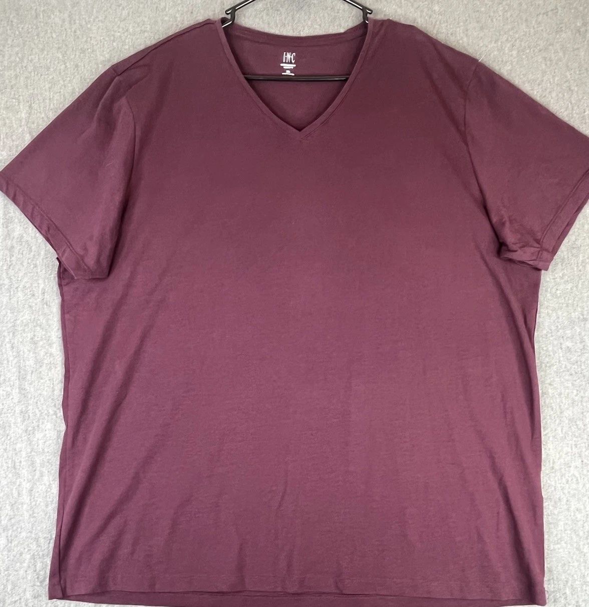 INC International Concepts V-Neck T-Shirt Mens XL Burgundy Stretch Casual Tee