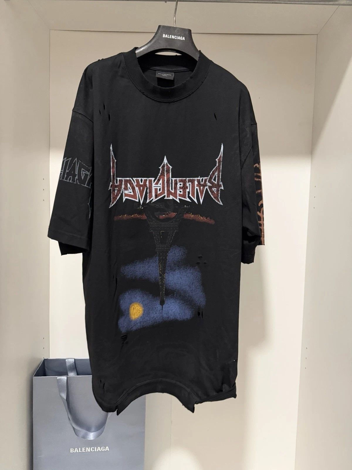 BALENCIAGA T-SHIRT IN BLACK Size XXL