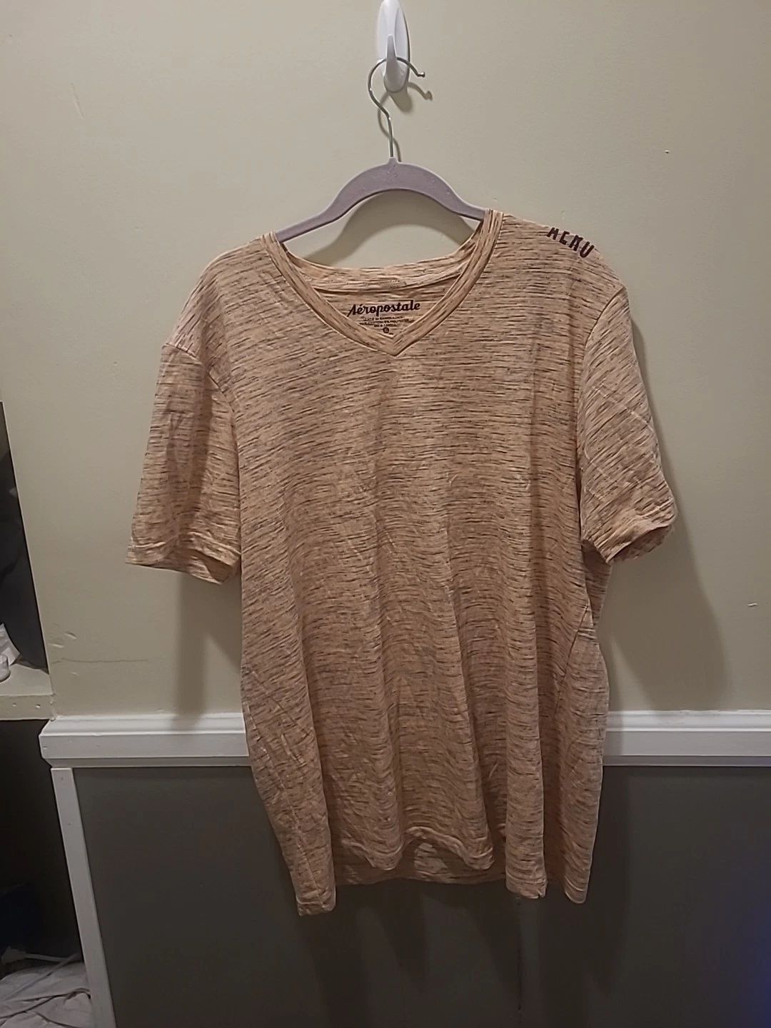 Aéropostale Mens XL V-Neck Heathered Tee Shirt Aero Salmon Cotton Summer Casual
