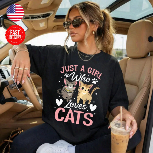 Girl Who Loves Cat T-Shirt Cute Kitty Lover Gift Graphic Tee S-4XL