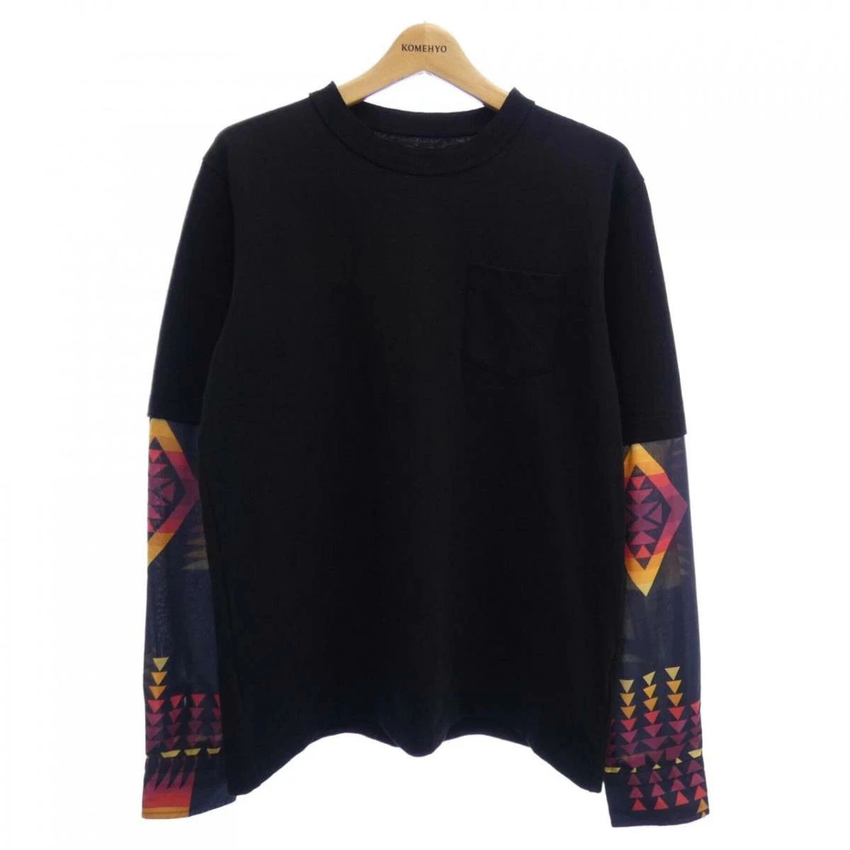 Sacai Tshirt Black Size 2 Used Stylish Casual Top