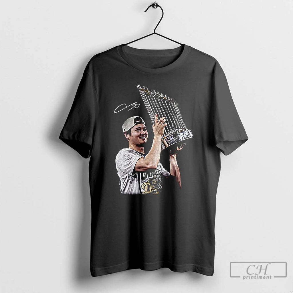 Premium Shohei Ohtani Holding Trophy Los Angeles Dodgers Mlb Baseball World Series 2025 Signature
